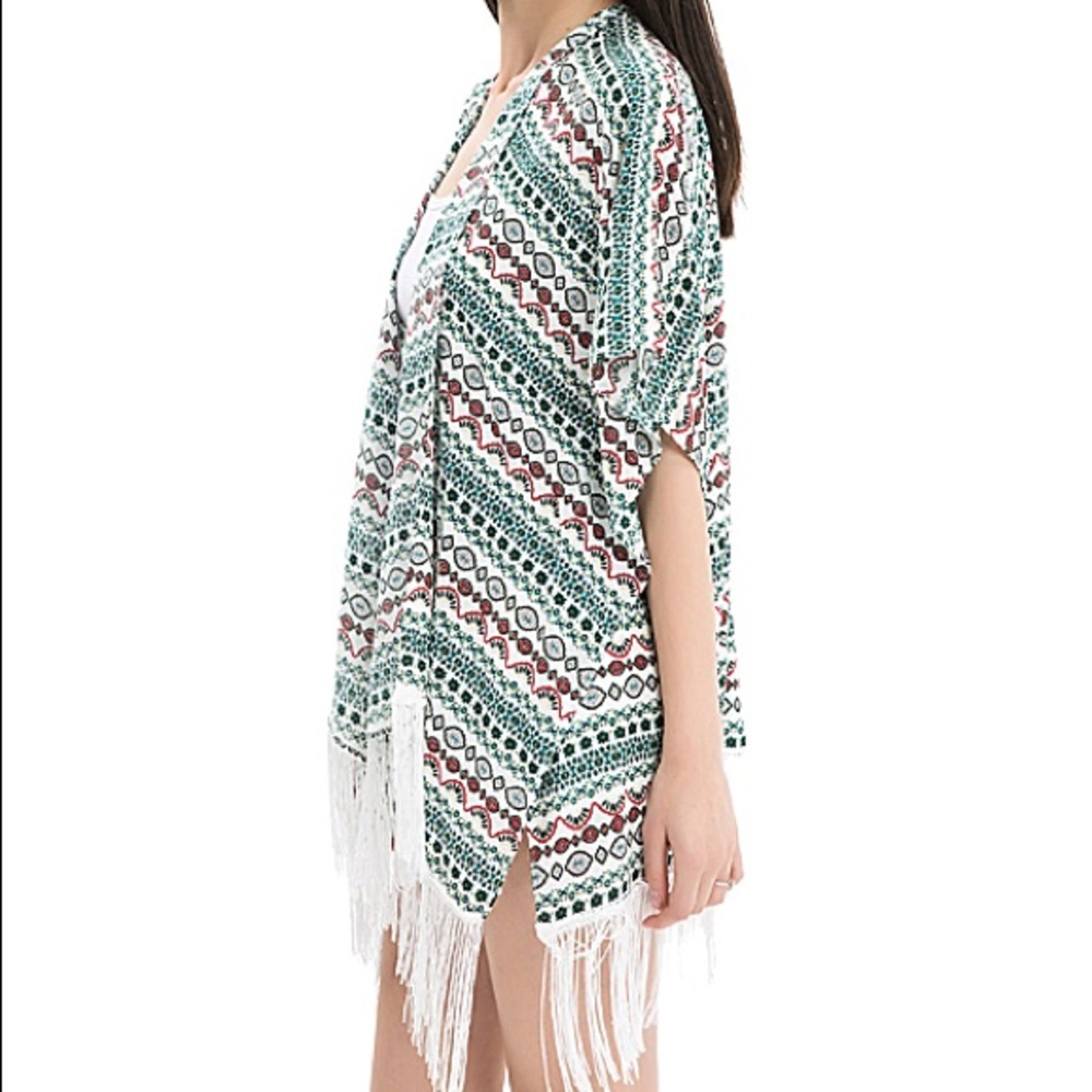 NWOT Geometric Fringe Kimono